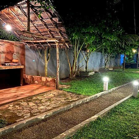 Athyantha Resort أنرادابورام المظهر الخارجي الصورة