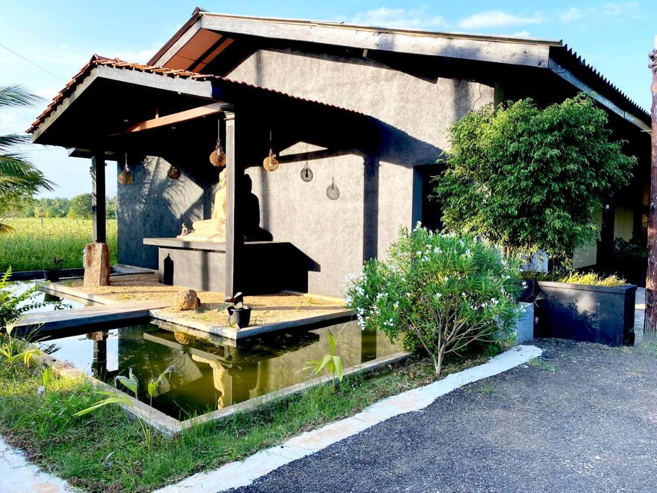 Athyantha Resort أنرادابورام المظهر الخارجي الصورة